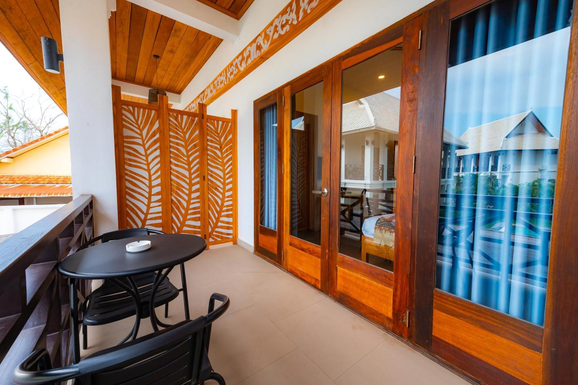 Madilao Hotel 琅勃拉邦 外观 照片